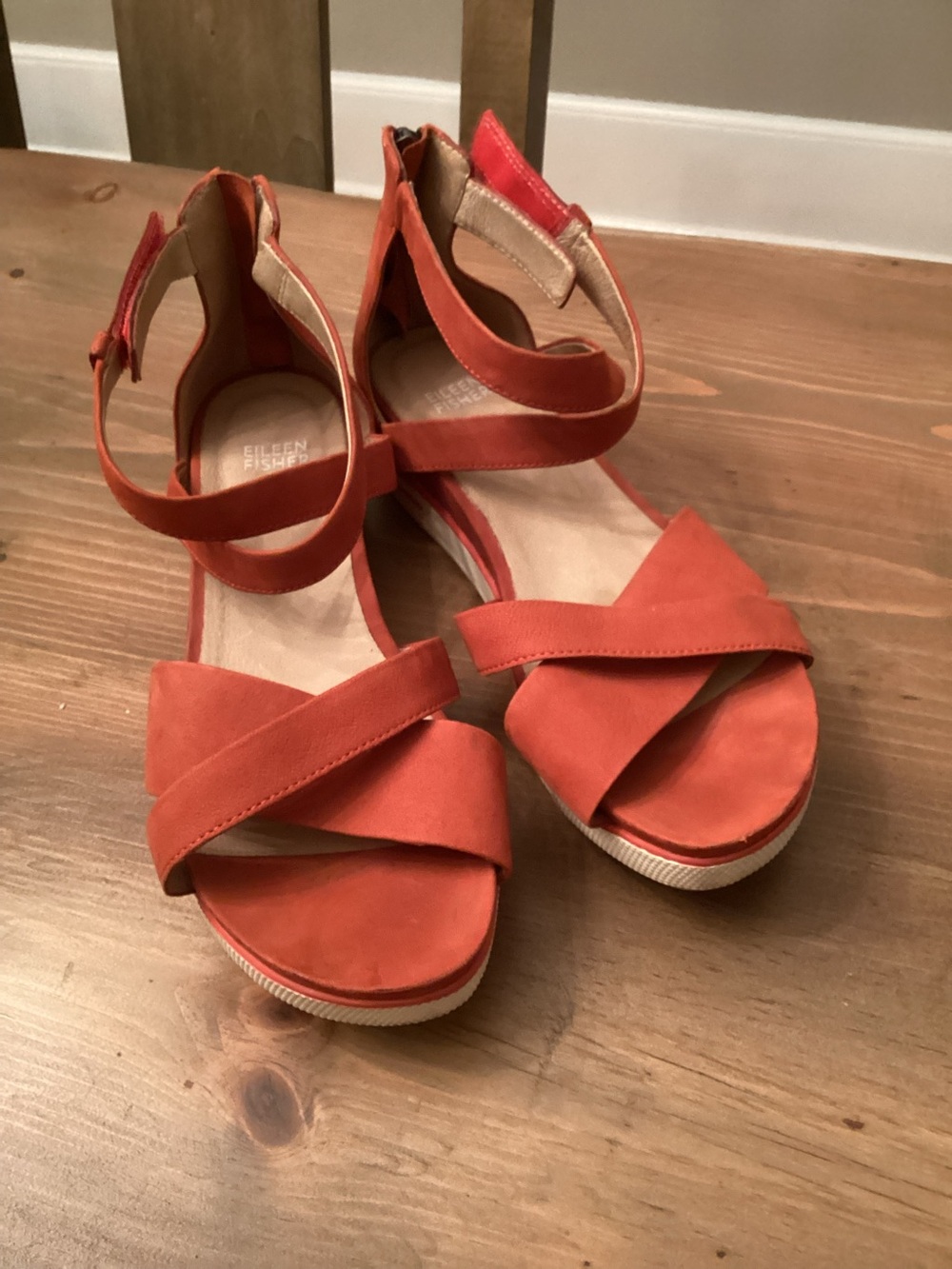 Eileen Fisher Viv Wedge Sandals size 9.5 burnt orange